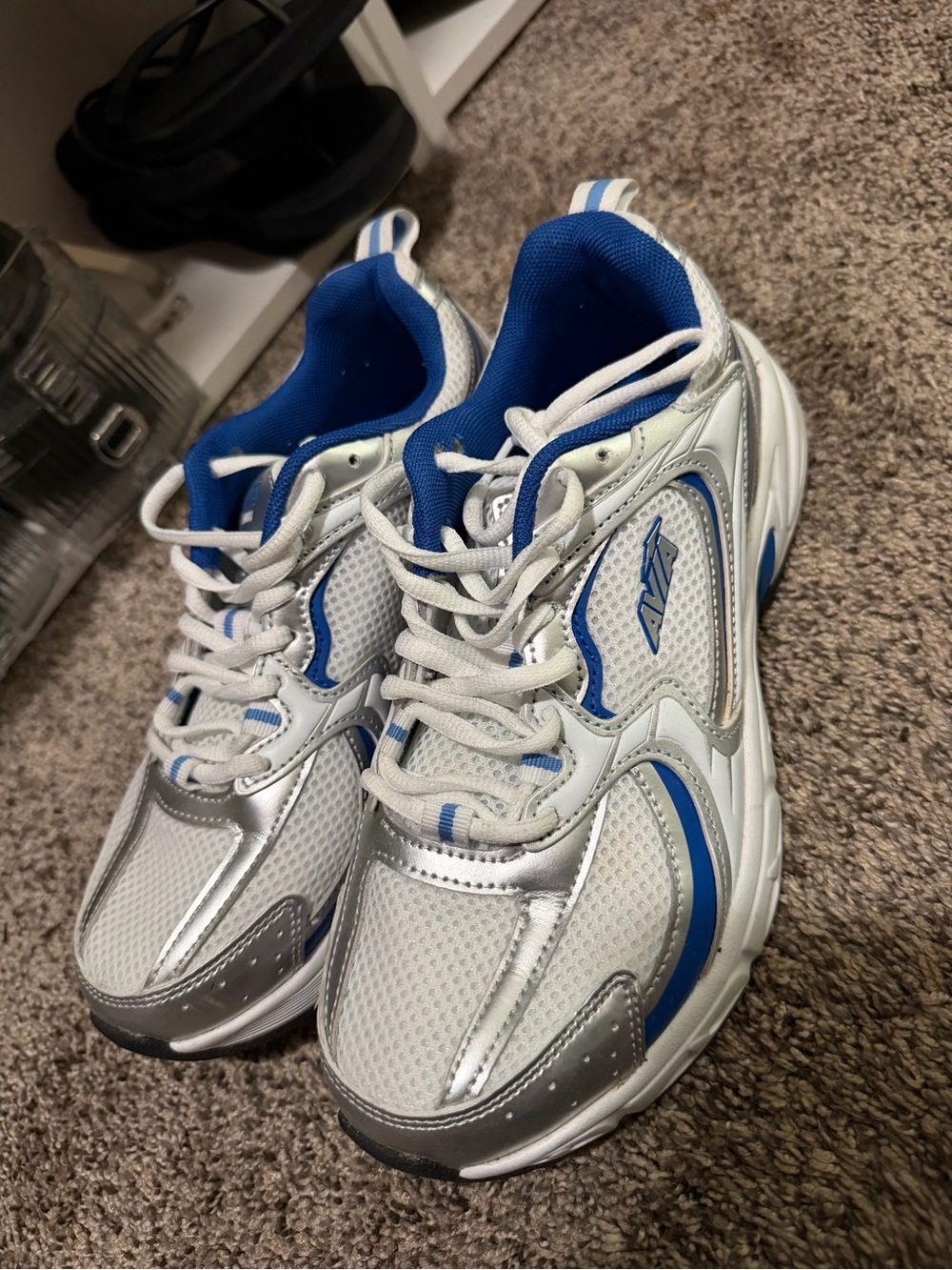 White Silver & Blue Chunky Sneakers – Size 8W